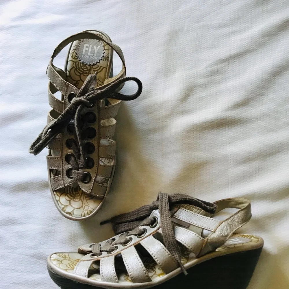 Fly London Women's Wedge Sandals